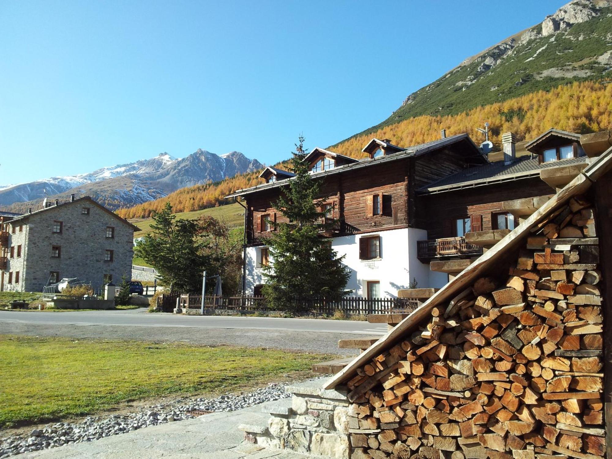 Chalet Del Sole Per Gruppi Λιβίνιο Εξωτερικό φωτογραφία