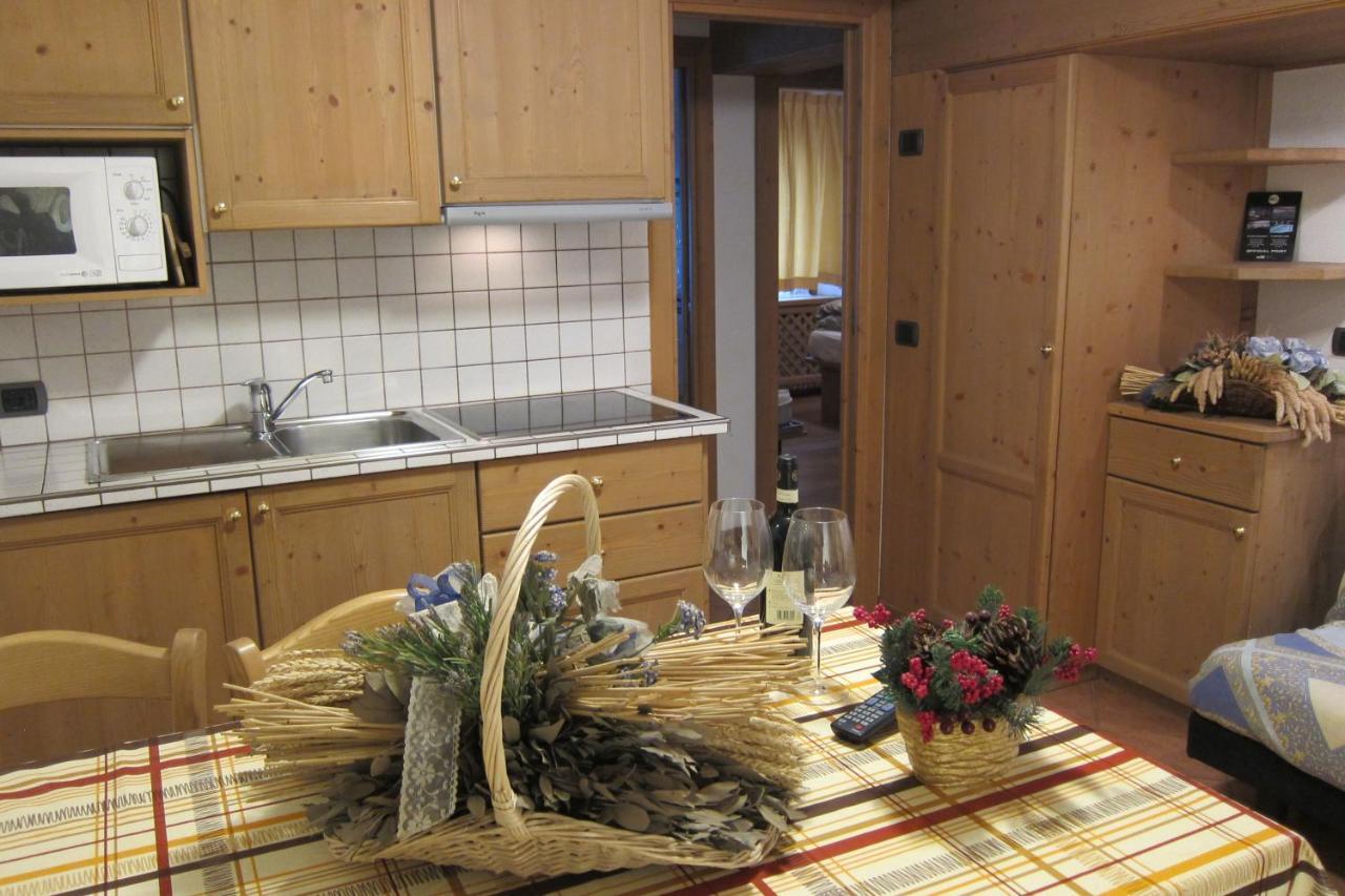 Chalet Del Sole Per Gruppi Λιβίνιο Δωμάτιο φωτογραφία